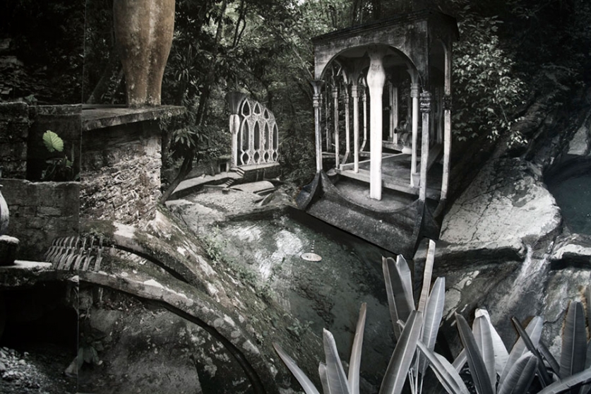 http://uat.mirunadragan.com/files/gimgs/th-6_Dragan04-XilitlaForever_detail1-web_v2.jpg