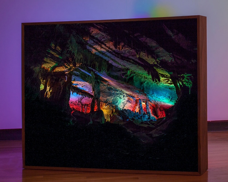 http://uat.mirunadragan.com/files/gimgs/th-28_IMG_9069_LightboxCave_W.jpg
